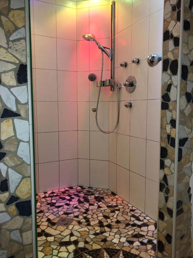 Ferien Haus - Ferienwohnung Lorena Neustift im Stubaital Exterior foto