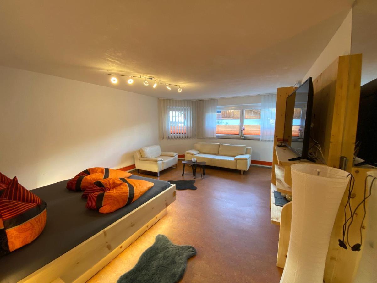 Ferien Haus - Ferienwohnung Lorena Neustift im Stubaital Exterior foto