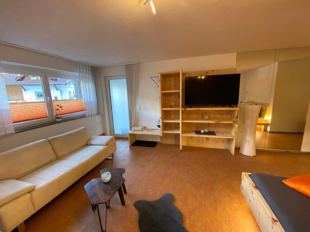 Ferien Haus - Ferienwohnung Lorena Neustift im Stubaital Exterior foto